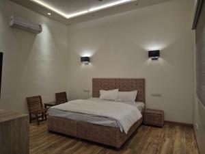 Sarais Farm Resort