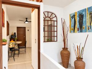Walkable Romantic Zone 1BR with AC and Kitchen