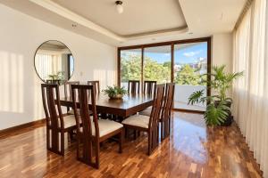 Dp3 Spacious, beautiful views, hot tub & rooftop