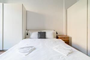 Jeżyce Peaceful Living Apartment by BookingHost