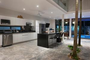 Tulum Villa 4BR Jacuzzi Private Pool Gated community