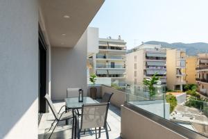 Mystras - Glyfada Pool House & Sea View