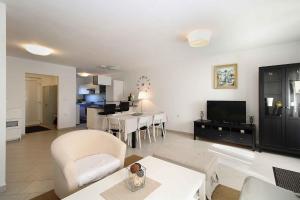 unit_type_terraced_house Valbandon 44286