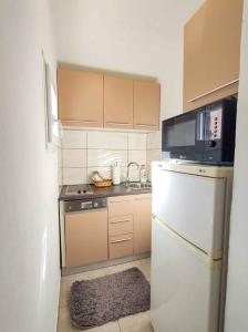 Apartment with A - C in Krk-Insel Krk 51806