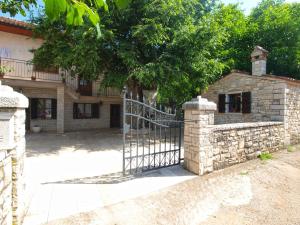 Apartments with A - C in Matohanci-Istrien 44563