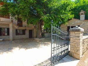 Apartments with A - C in Matohanci-Istrien 44563