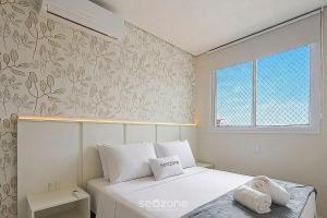 Apto. em Cond. c Piscina e Vista Mar VHB2206