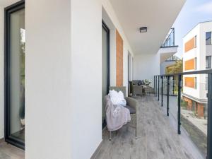 Apartment with balcony, close to the beach, pool