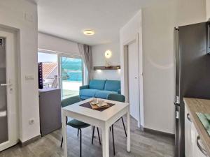 Studio Beachfront in Silo-Insel Krk 43062