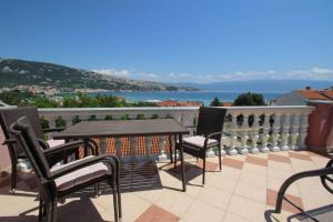 Apartment with A - C in Baska-Insel Krk 53680