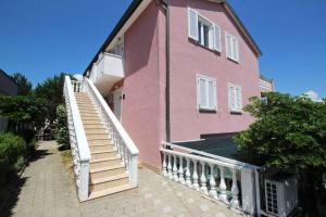 Apartment with A - C in Baska-Insel Krk 53680