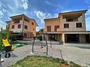 Apartments near Beach in Silo-Insel Krk 39015