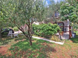 Apartment with A - C in Fazana-Fazana (Region) 44303