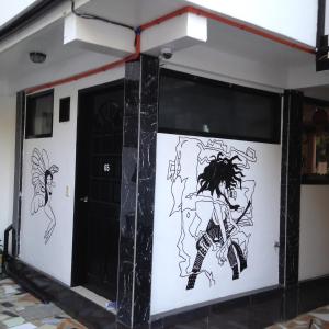 RedDoorz @ Western Highway Lodge Hotel