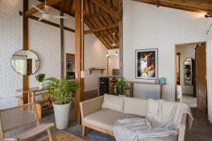 3 Bed Pool Villa · Walk to Pererenan Beach