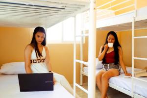 Sunrise Beach Resort