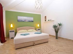 Apartments near Beach in Medulin-Istrien 44420