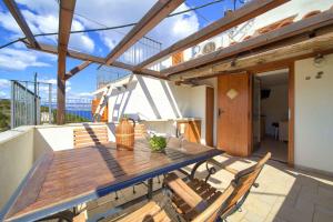 Apartment near Lake in Vrbnik-Insel Krk 58320