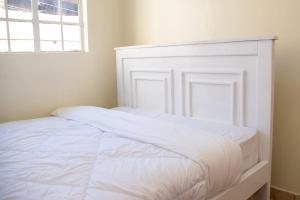 Charis Stays - Cozy 2 BR Near Eldoret CBD