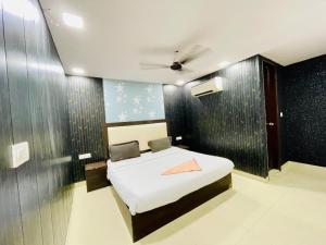 Hotel V south inn - Govindpuri Metro