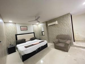 Hotel V south inn - Govindpuri Metro