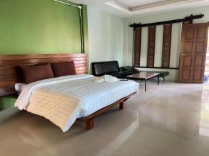Ruen Kaew Resort