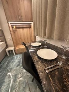 Luxury Semi Basement Studio Apartment