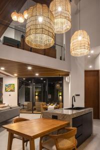 Rumah Christa by Maheswara