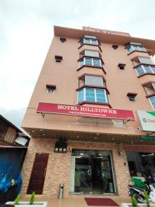 New Hilltowne Hotel