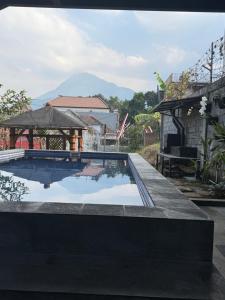 Villa Omahku Batu 5BR Private Pool Mountain Views