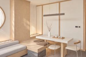 UH Suite The Seoul