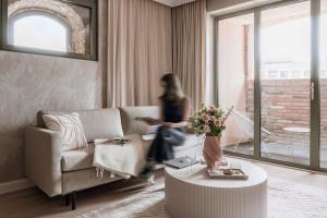 Casa Blush Riverside Boutique Aparthotel by Flatbook