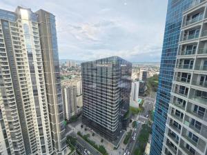 BGC Uptown Parksuites Luxury Two Bedroom Zen inspired Unit Steps to Mitsukoshi Grand Hyatt Hotel and St Lukes