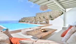 Villa Daedalus Myconos Greece