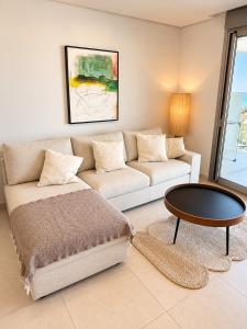 Apartmento T -piscina y vistas al mar