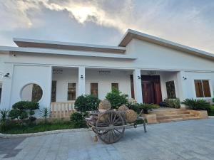 Bokor Falls Retreat