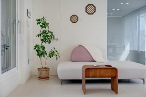 Entire Home, Private Rooftop, Elevator, Free Parking, Convenience Store 2 min, Supermarket 4 min, Daiso 8 min