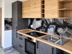 DOR Signature Suites-Adora Park 1