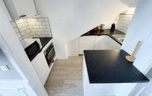 Sunset Modern Flat 3