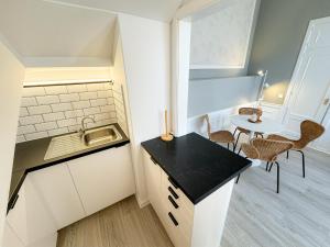 Sunset Modern Flat 3