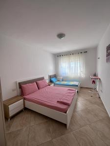 Eliss house