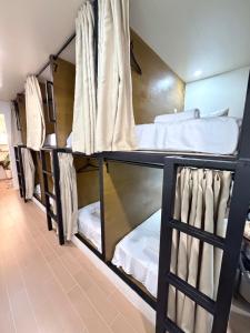 La Paula Hostel