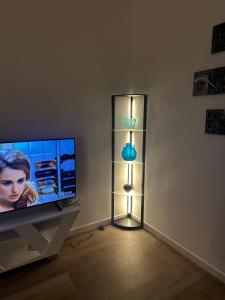 Mary Annes Apt n10