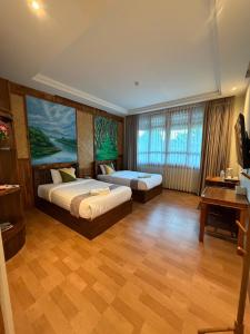 โรงแรมเฮือนก่ำจันทร์ kumchan house hotel