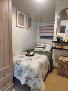 Condo Daily Weekly Rent St Lukes QC 1BR 2BR Pool Gym