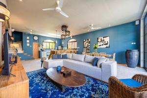 Spacious 4BR Villa Soleiadu Biru with private Pool in Kerobokan -Bali