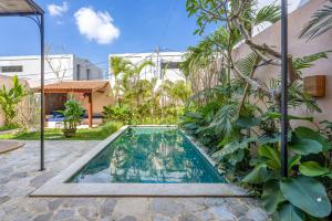 Spacious 4BR Villa Soleiadu Biru with private Pool in Kerobokan -Bali