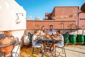 Riad Jad Private 5-Suite Riad, 10 Min Walk to Jemaa el-Fna with Pool, Rooftop & Breakfast