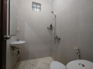 Srikandi Guest House by Ano