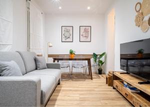 Charming Modern -2Bdrs 1Bath-Retiro